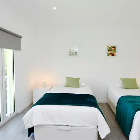 Marina Algarve-cleverdetails, Located On The Marina Close To Main Amenities Lägenhet